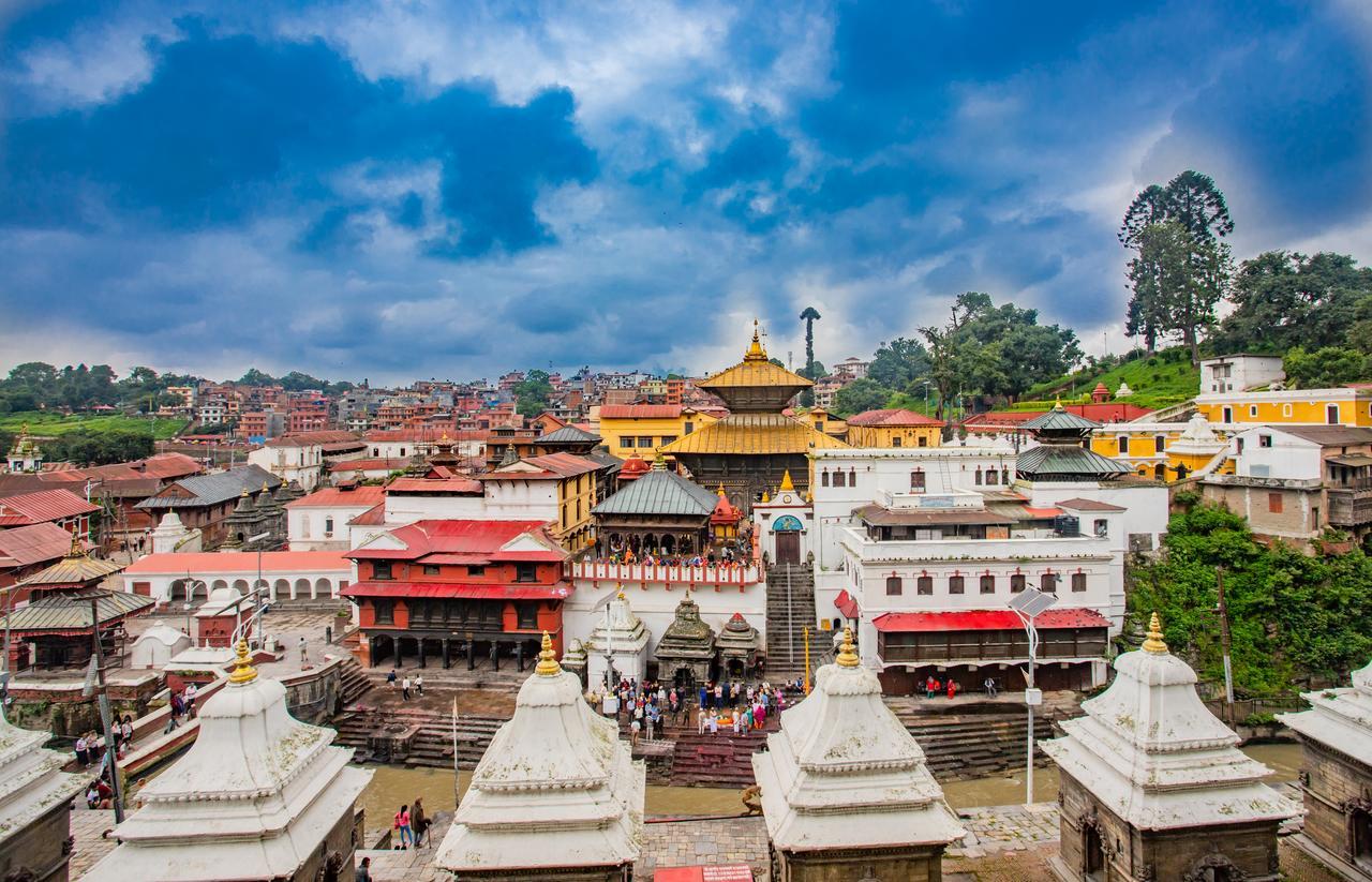 Oyo 104 Hotel Baltic Inn Kathmandu Bagian luar foto