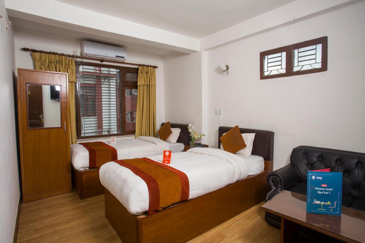 Oyo 104 Hotel Baltic Inn Kathmandu Bagian luar foto