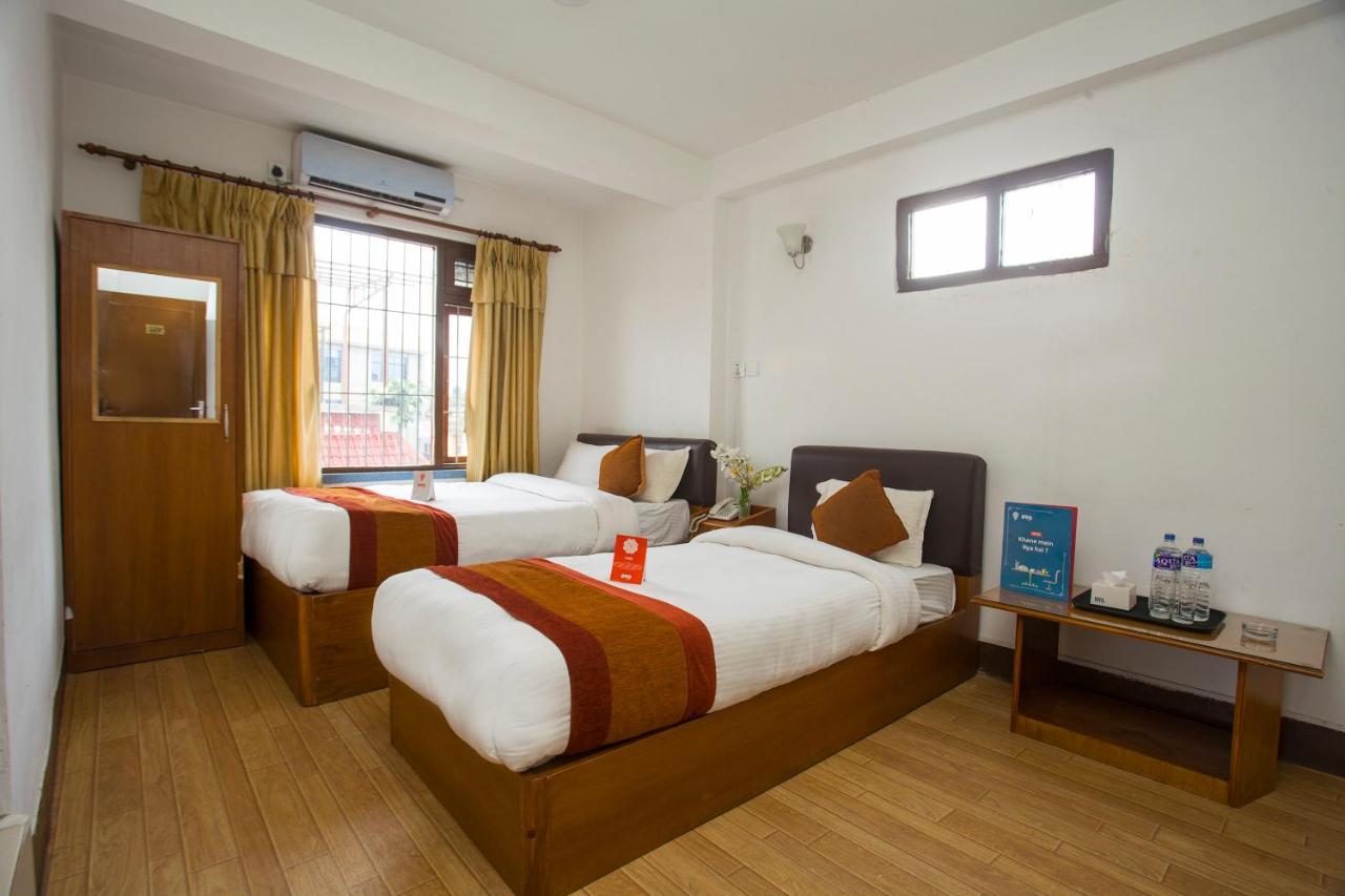Oyo 104 Hotel Baltic Inn Kathmandu Bagian luar foto
